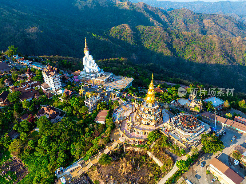 Wat Phra That Pha Son Kaew，泰国碧差汶省Khao Kho区